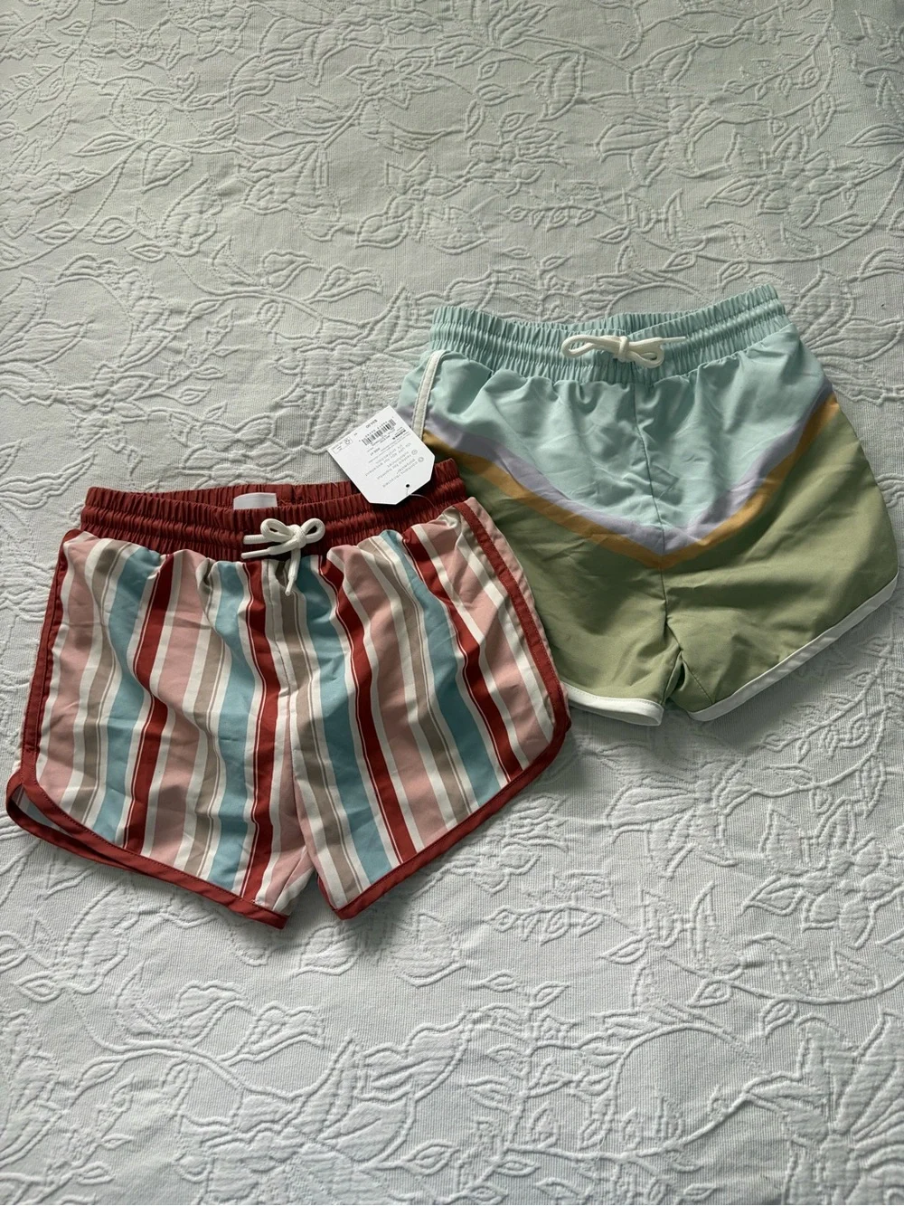 Boys swim 4T new Mint Colorblock & Red Multi-Stripe swim Shorts (2-Pack)